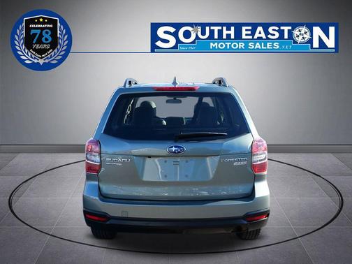 Jasmine Green Metallic 2016 Subaru Forester 2.5i Premium