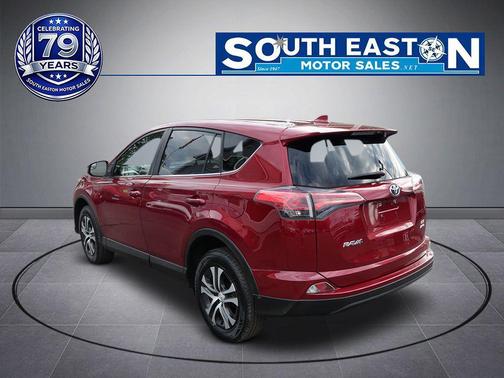 Ruby Flare Pearl 2018 Toyota RAV4 LE