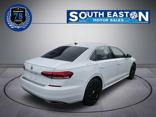 2022 Volkswagen Passat 2.0T SE