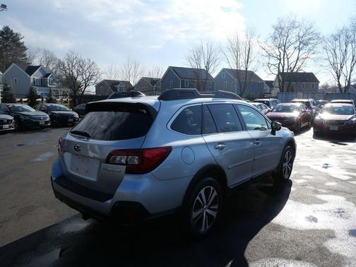 2018 Subaru Outback 2.5i Limited