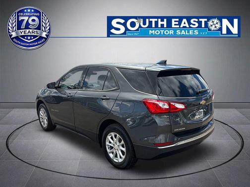 Nightfall Gray Metallic 2018 Chevrolet Equinox LS