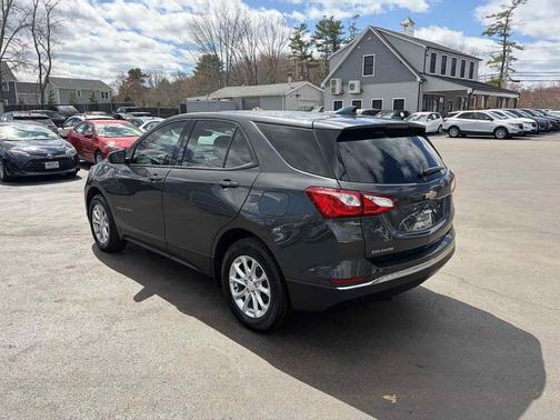 Nightfall Gray Metallic 2018 Chevrolet Equinox LS