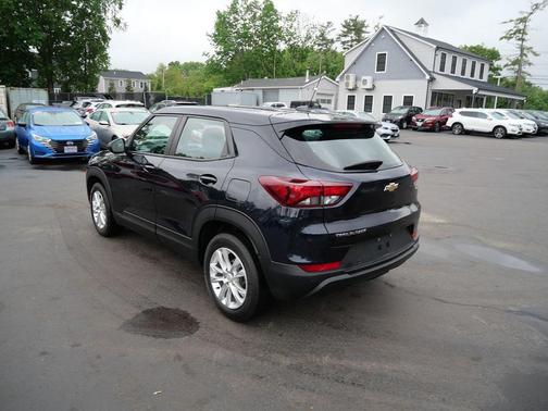 Midnight Blue Metallic 2021 Chevrolet Trailblazer LS