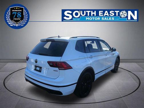 2022 Volkswagen Tiguan 2.0T SE R-Line Black 4MOTION