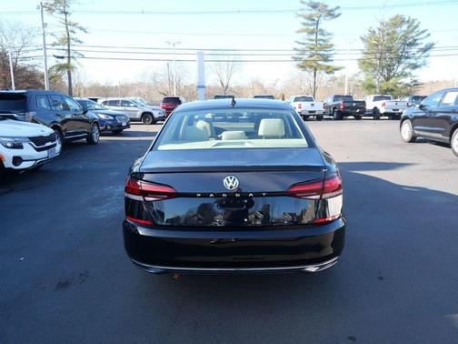 2020 Volkswagen Passat 2.0T SE