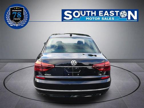 2017 Volkswagen Passat 1.8T R-Line w/Comfort