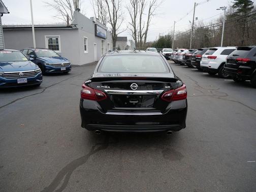 2017 Nissan Altima 2.5 SR