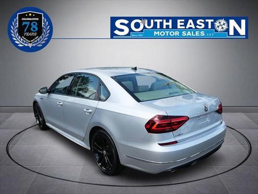 2018 Volkswagen Passat 2.0T R-Line