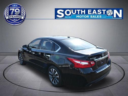 Super Black 2017 Nissan Altima 2.5 SV