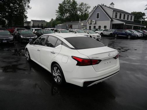 2020 Nissan Altima S FWD