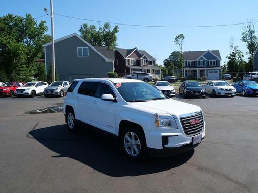 Summit White 2017 GMC Terrain SLE-1