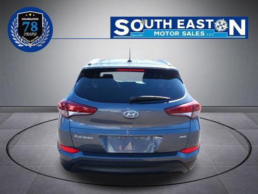 2017 Hyundai TUCSON SE