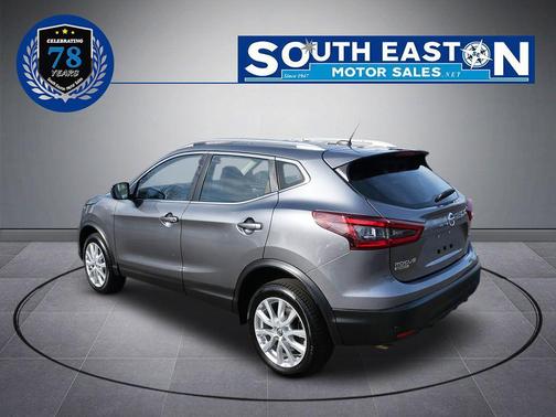 2022 Nissan Rogue Sport SV