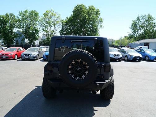 Rhino Clearcoat 2016 Jeep Wrangler Sahara