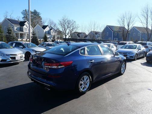2019 Kia Optima LX