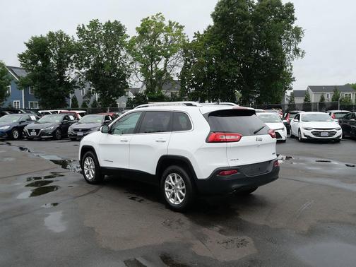 Bright White Clearcoat 2016 Jeep Cherokee Latitude