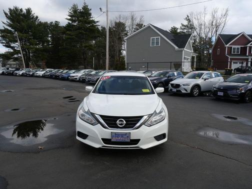 Glacier White 2017 Nissan Altima 2.5 S