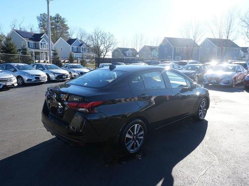 2021 Nissan Versa 1.6 SV