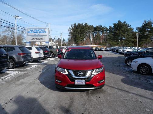 2017 Nissan Rogue SV