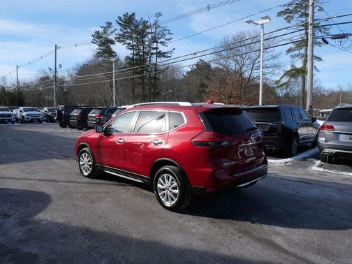 2017 Nissan Rogue SV