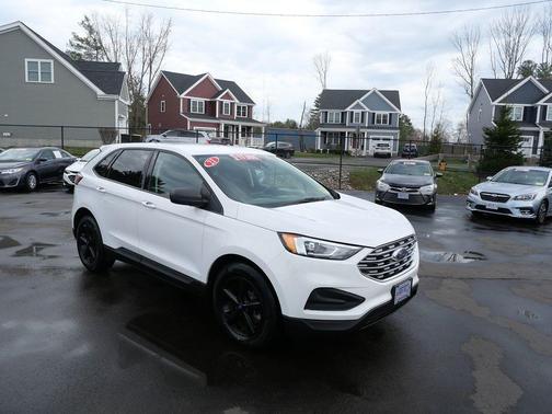 Oxford White 2021 Ford Edge SE