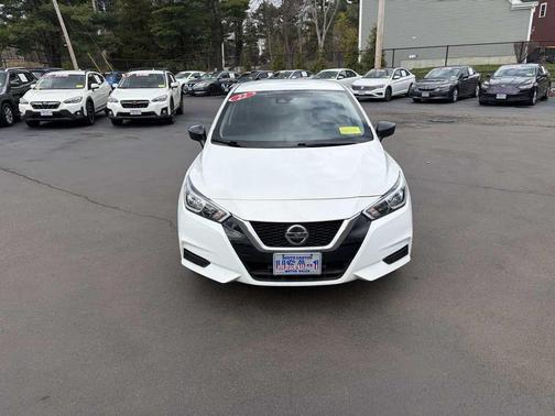 Fresh Powder 2022 Nissan Versa 1.6 S