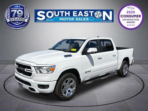 Bright White Clearcoat 2019 RAM 1500 Big Horn