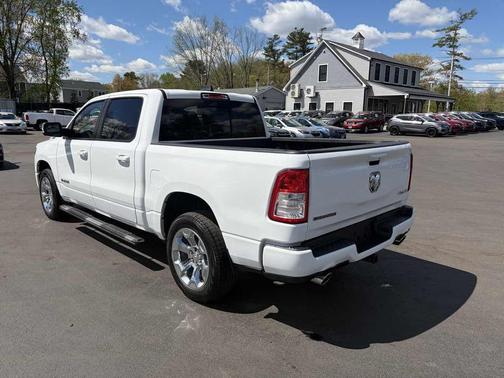 Bright White Clearcoat 2019 RAM 1500 Big Horn