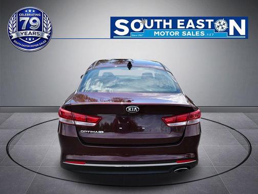 Sangria 2017 Kia Optima LX