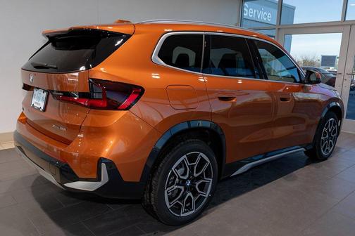 2025 BMW X1 xDrive28i