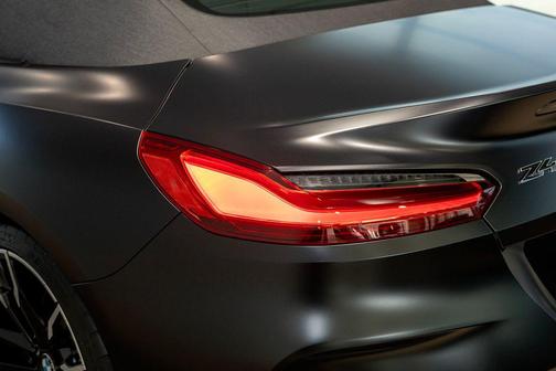 Black Sapphire Metallic 2026 BMW Z4 M40i