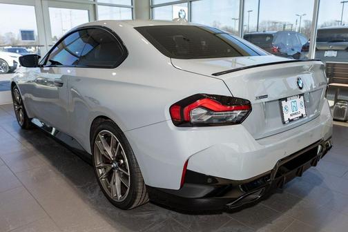 2024 BMW M240 i xDrive