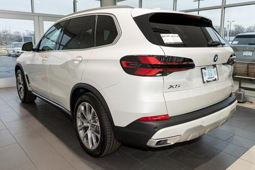 2026 BMW X5 PHEV xDrive50e