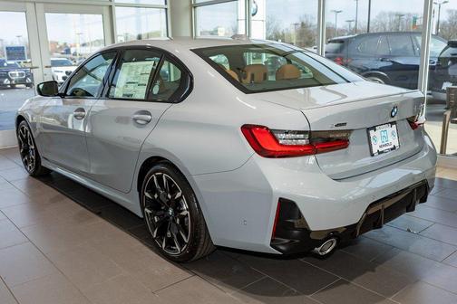 2026 BMW 330 xDrive NA