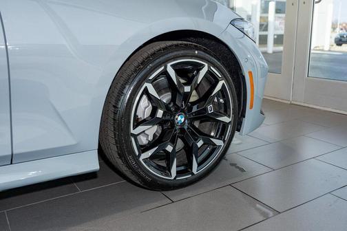 2026 BMW 330 xDrive NA