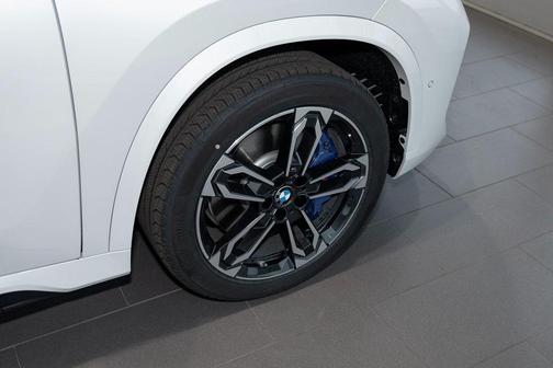 2025 BMW X1 M35i
