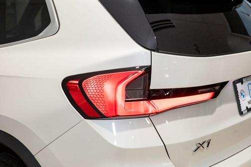 White Metallic 2023 BMW X1 xDrive28i