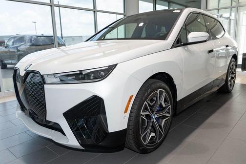 2025 BMW iX xDrive50
