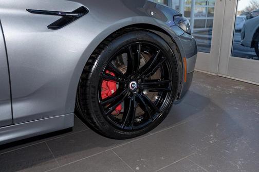 2023 BMW M5 Base