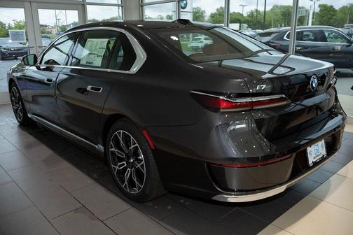 2025 BMW i7 eDrive50