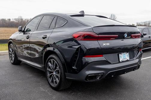 2021 BMW X6 xDrive40i