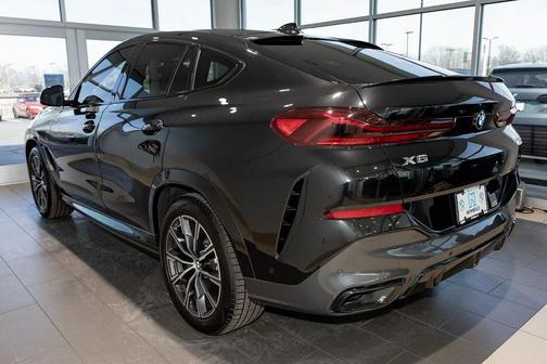 2021 BMW X6 xDrive40i