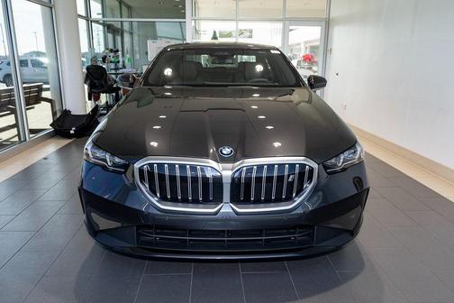 2026 BMW i5 xDrive40