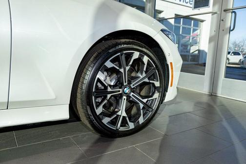 2026 BMW 330 xDrive NA