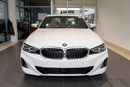 2026 BMW 330 xDrive NA