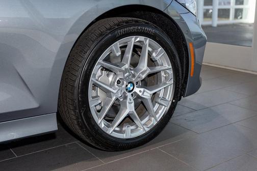 2026 BMW 330 xDrive NA