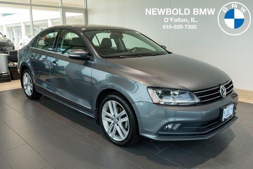 Platinum Gray Metallic 2017 Volkswagen Jetta 1.8T SEL