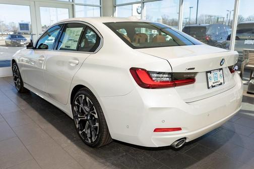 2026 BMW 330 xDrive NA