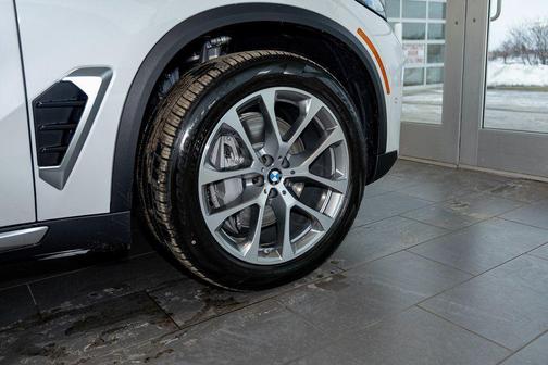 2026 BMW X5 PHEV xDrive50e