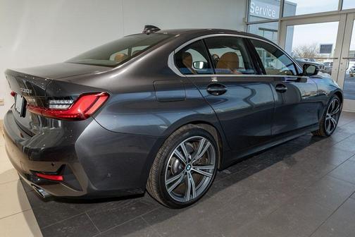 2019 BMW 330 xDrive